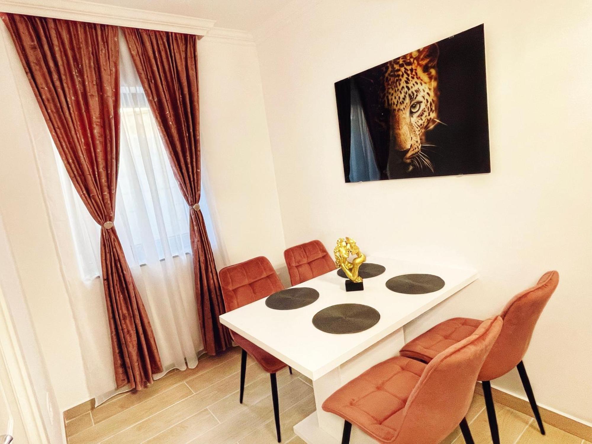 Rv Premium Apartments Arad Exterior foto